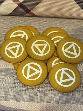 Vintage Clay Poker Chips - Set Of 11 Gold Chips With Triangle Design - Great