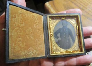 1/9th Plate Cased Tintype Of A Union Officer
