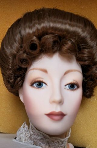 Franklin Heirloom Gibson Girl Bridesmaid 22 " Porcelain Doll