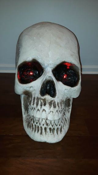 Vintage & Rare Gemmy Huge Talking Skull W/eyes That Light Up -