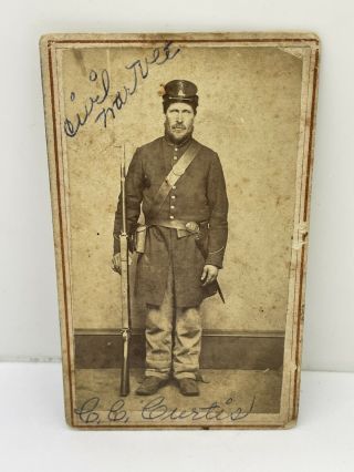 Civil War Cdv Photo Union Soldier 111th Ohio Infantry Regiment - Identified