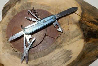 Victorinox Swiss Army Pocket Knife - Blue Sapphire Climber Multi Tool - Great Z9 2