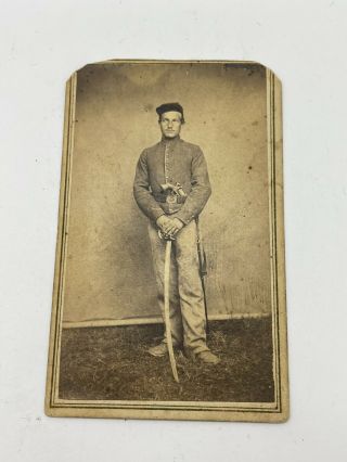 Civil War Cdv Photo ￼union Soldier W/ Sword & Pistol - Alexandria Virginia