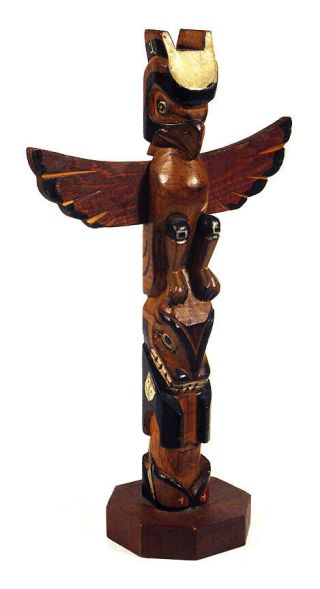 Alaska Black Diamond Model Totem Pole The Coming Signed Wallan Folk Art Carving