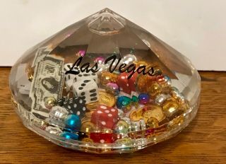 Vintage Lucite Las Vegas Paperweight Floating Dice/cards/gold Coins