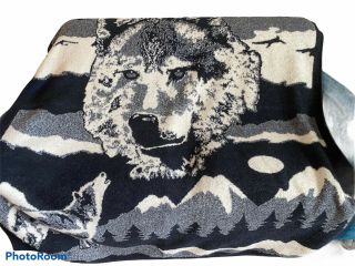 Vtg San Marcos Wolf Blanket Throw Reversible Wolves 60 X 80 Gray Black Deep Pile