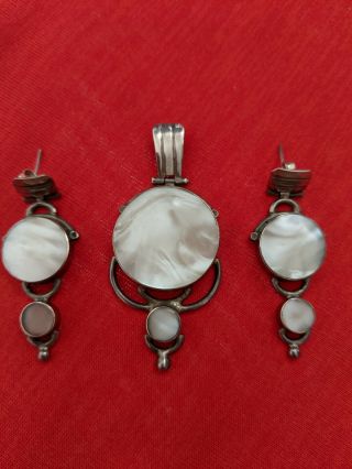 Vintage Silver Mother Of Pearl Pendant And Earrings