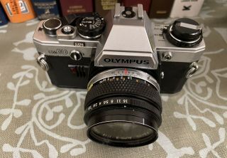Vintage Olympus Om10 35mm Slr Circa 1979