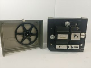 Vintage Bell & Howell 8 And Reg 8mm Movie Projector Mod.  467a