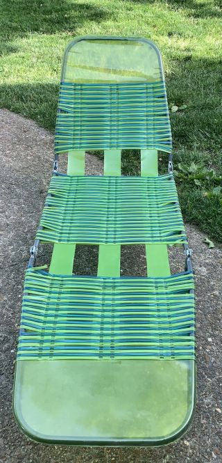 Vintage Folding Outdoor Vinyl Tube Chaise Lounge Lawn Chair Lime Green