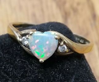 Vtg 10k Solid Yellow Gold Heart Shaped Fire Opal Ring 1.  5g Size 7.  25 Estate