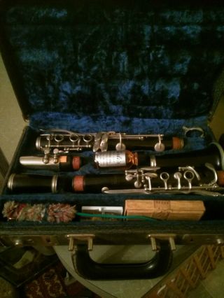 Vintage Bundy Resonite Clarinet By The Selmer Company Usa With Case