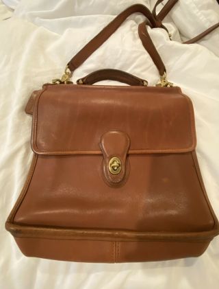 Coach 9927 Willis Station Bag British Tan Brown Leather Purse Vintage