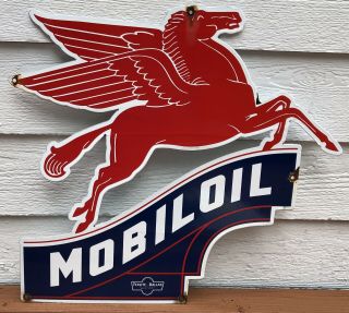 Vintage " Mobiloil " Pegasus Oil Gas Gasoline Pump Plate Porcelain Sign 20 " X22 "