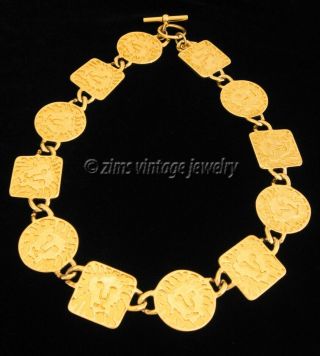 Vintage Anne Klein Haute Couture Gold Tone Lion Head Medallion Choker Necklace