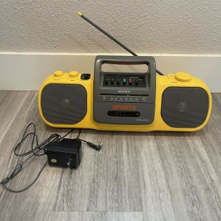 Sony Sports Mega Bass CFS - 904 Yellow VTG Boombox Radio Cassette Player 2