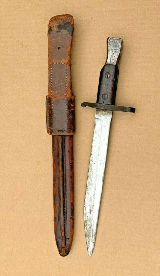 CANADIAN ROSS RIFLE BAYONET MARKED CGR 1907 PATENT WITH SCABBARD 2