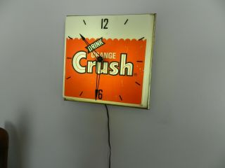 Pam vintage orange crush clock.  runs and keeps time, 5