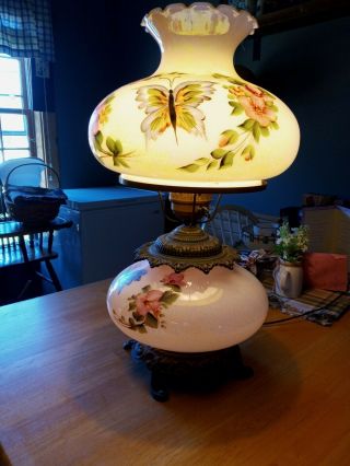Very Large Gwtw Hand Painted 3 Way Electric 24 " Table Lamp.