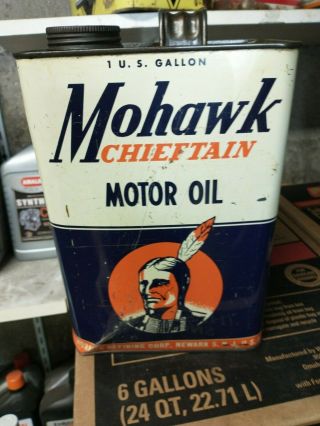 Vintage Rare Vibrant Mohawk Chieftain Motor Oil White Can 1 Gal Gallon