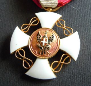 Brilliant Italy Order of the Crown Commanders Cross 18ct Gold very good 3
