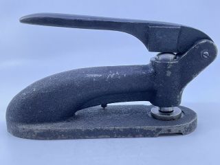 Vintage 3/4 " Hole Punch - Pattern Paper Punch - Heavy Duty - Rabbit Punch Read