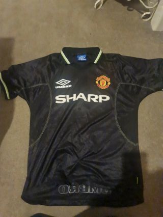 Manchester United Shirt 1998/1999 Vintage,  Third Shirt.  Size Medium
