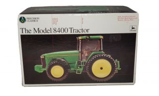 Ertl Precision Classics John Deere The Model 8400 Tractor 1:32 Scale 5259
