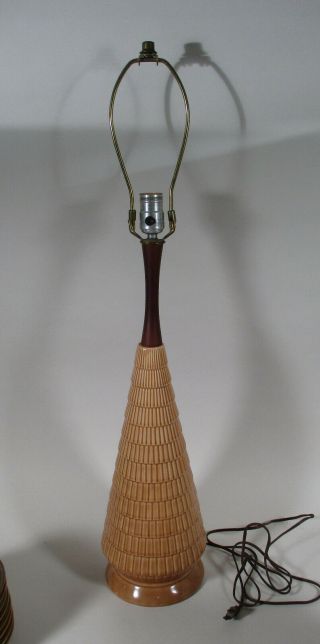 Vintage Mid Century Haeger ? Wood & Ceramic Art Pottery Architectural Table Lamp