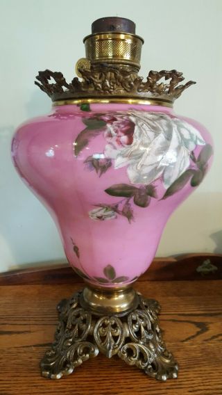 Vintage Gwtw Hurricane Kerosene Oil Lamp Hand Painted Fusia Pink W/ Gray Roses