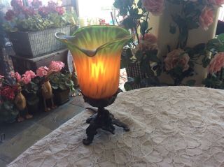 Vintage Bronze Patina Metal Cherub Table/night Lamp W/ Amber Glass Tulip Shade