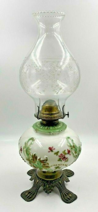 Rare Victorian Eagle Oil Lamp Milk Glass Hand Painted W/chimney P & A Mfg Co.