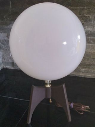 Mcm Atomic Space Age Table Lamp White Ball Globe