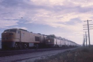 Railroad Slide - Union Pacific 21 Gtel Locomotive 1968 Cheyenne Wy,  931 E8