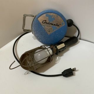 Vintage Cordomatic Model 500 - G Retractable Extension Cord Trouble Light