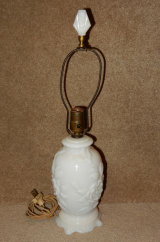 Aladdin Alacite Ivory Lamp,  Flower Pattern,  1942,  Anglia Finial,