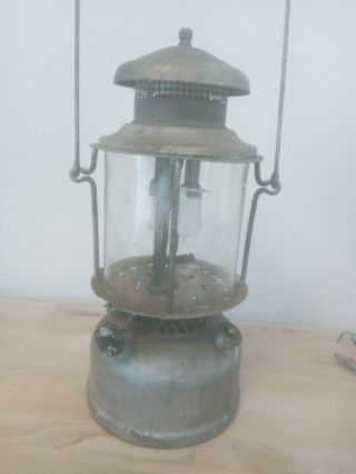 Vintage 1920 " S Coleman Quick - Lite Model Camping Lantern With Glass Globe