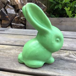 Vintage Art Deco Lime Green Bourne Denby Snub Nose Rabbit 6.  5” Tall Unmarked