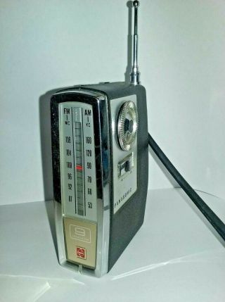Vintage 1966 Panasonic Am/fm Transistor Radio Model Rf - 626 Plays Look