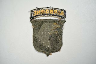 WWII U.  S.  101st AIRBORNE PATCH w/WHITE TONGUE & GREEN BACK - UNIFORM REMOVED 4