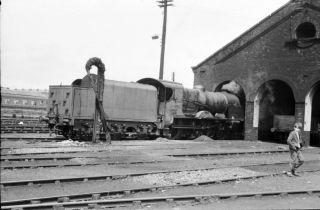 35mm Irish Railway Negative Ex Gnr (i) 4 - 4 - 0 No 207 Boyne At Dublin Amiens Street