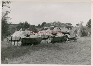 Wwii Photo - Us Captured German Armored Car & Jagdpanzer Hetzer Tank Destroyers