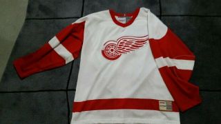 Detroit Red Wings Ccm Vintage Jersey.  1967 White.  Large.