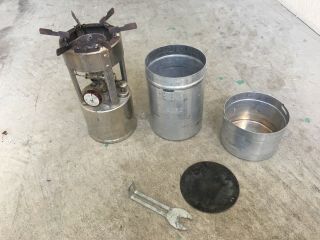 Vintage Wwii Era Coleman No.  530 A47 Single Burner Stove W/ Wrench And Case Nr