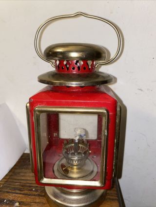 Square Carriage Red Metal Kerosene Lamp Lantern