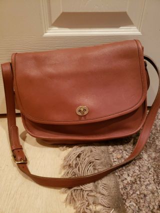 Vintage Coach Brown Leather City Flap Crossbody Turnlock 9790
