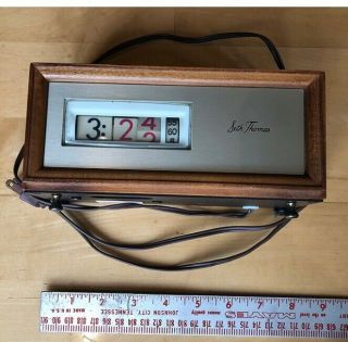 Vintage Seth Thomas Speed Read Wood Clock E037 - 000 Electric Flip -