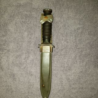 Wwii Us M3 Trench Knife Camillus (guard Marked) And M8 Beckwith Scabbard