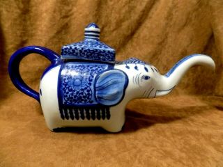 Blue And White Figural Tea Pots - - Elephant