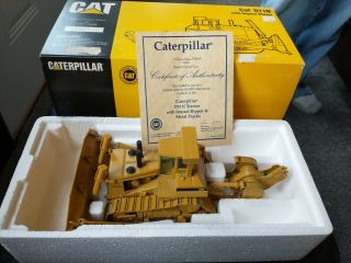 Caterpillar Cat D11n With Impact Ripper - Conrad 1:50 Scale Model 2854